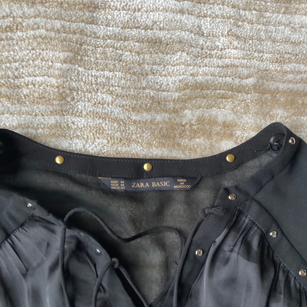 Zara Basic Blouse (M) - image 4